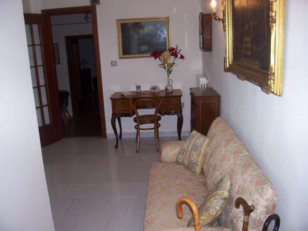 Il Giglio Rosso Nápoles Quarto foto